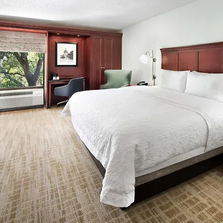 Hampton Inn Austin North Exterior photo