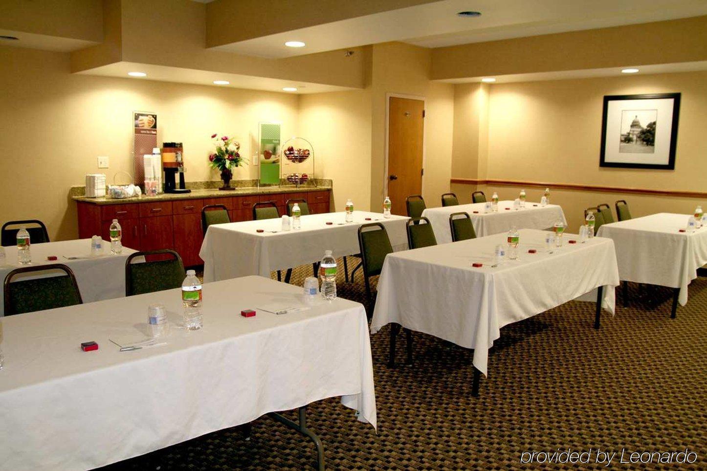 Hampton North Hotel 3*